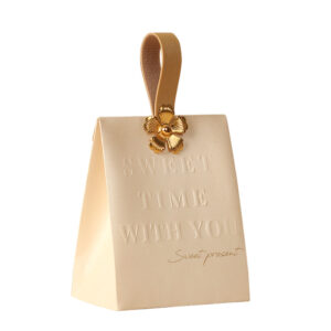 Custom Small Luxury Party Invitation Favors Sweet Packaging Wedding Gift Candy Chocolate Box With Handle