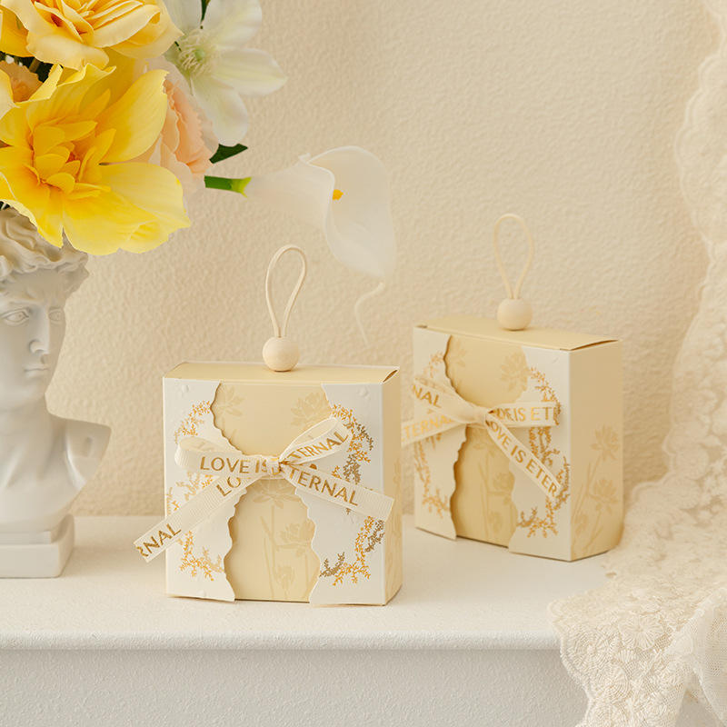 Wedding Party Favor Boxes for Party Decorations Favor Candy Gable Treat Paper Gift Box Container